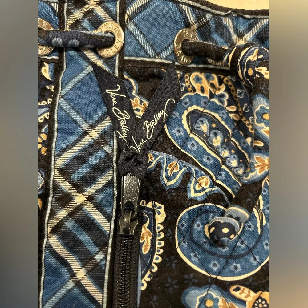 Vera Bradley Drawstring Blue Paisley Backpack Purse